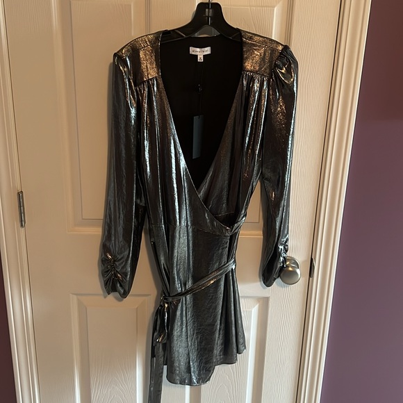 Gianni Bini Metallic Silver wrap around dress short mini v neck size medium - Picture 3 of 8